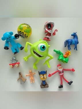 Assorted Toy Figure Bundle